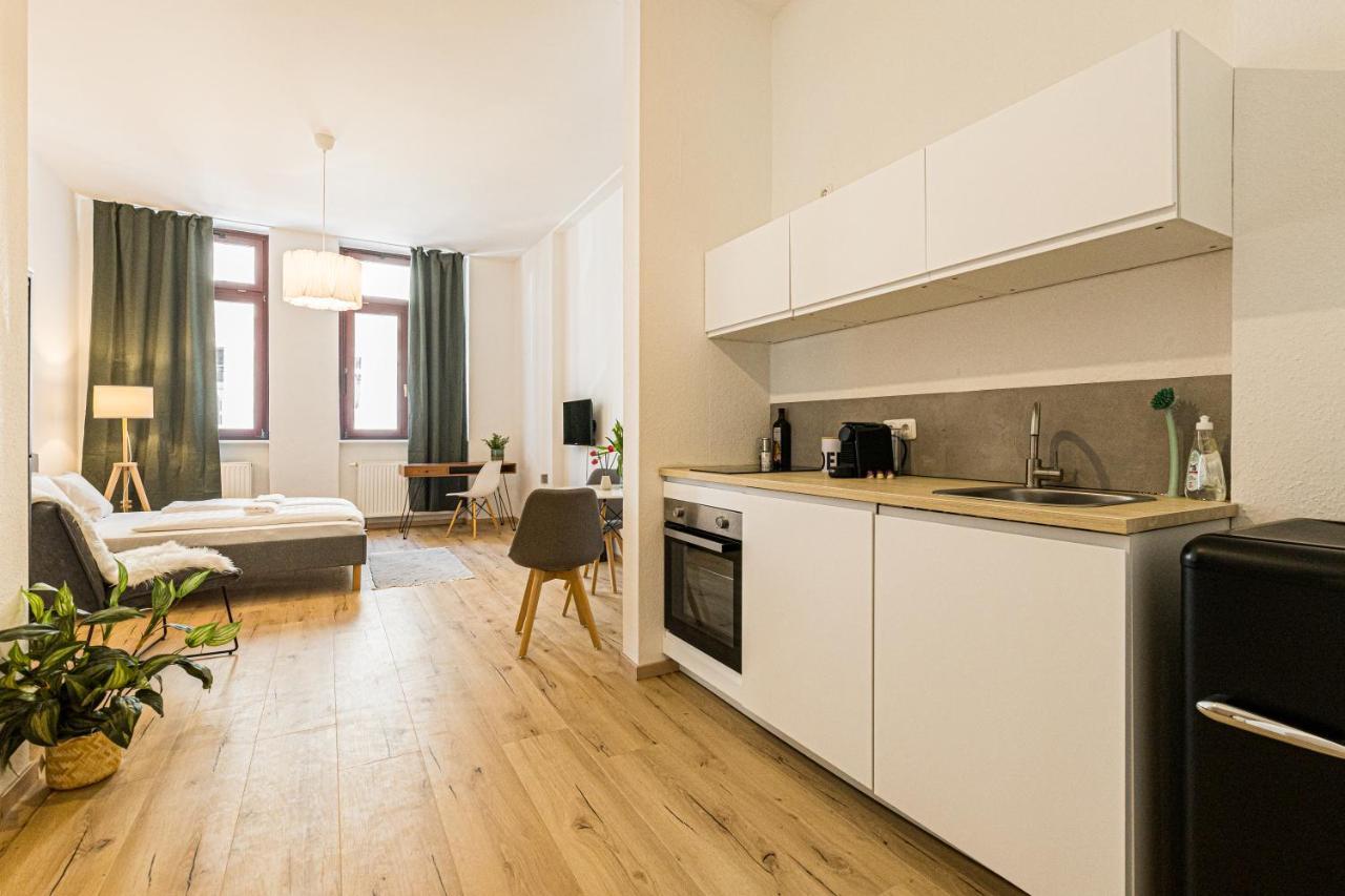 Ruhige Und Stilvolle Wohnung Am Clara-Zetkin-Park Lipsk Zewnętrze zdjęcie